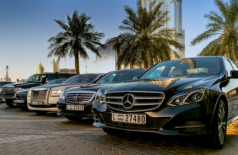 luxury car rental in Dubai