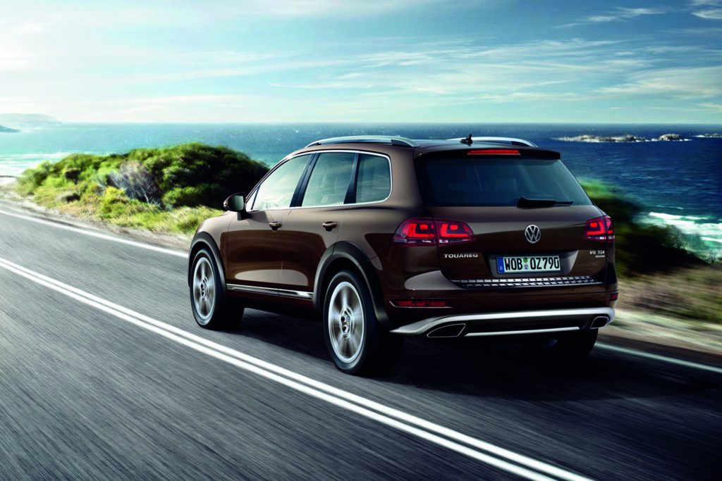 Car Rental Service in Dubai BMW X5 rental Dubai