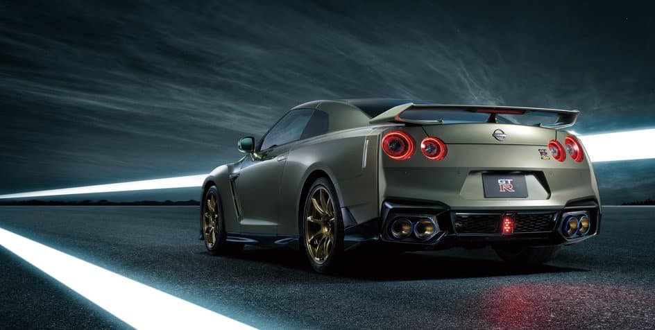 Nissan GTR rental Dubai