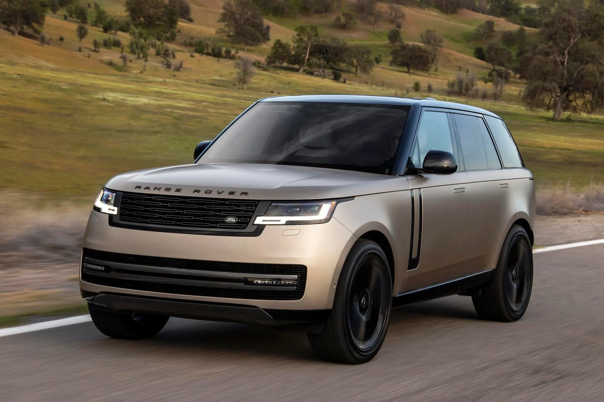 Range Rover monthly rental dubai