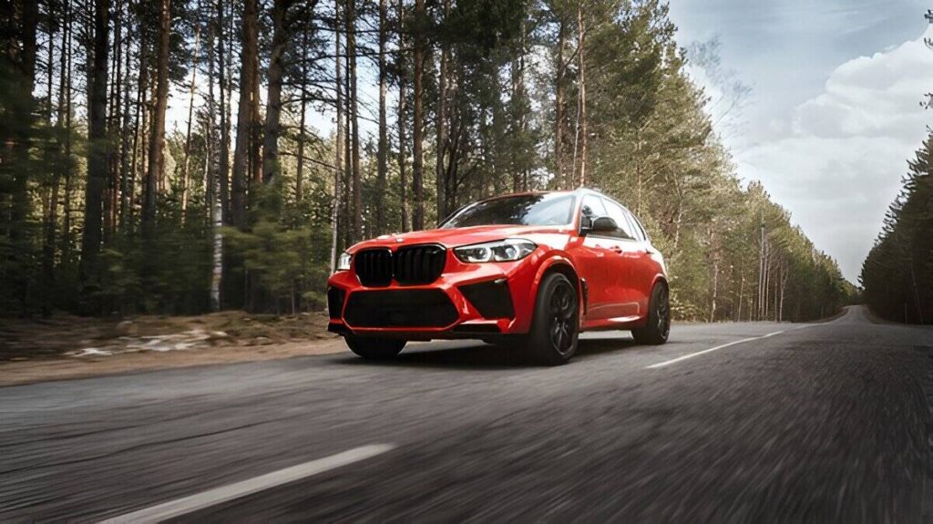 Rent a BMW X5 in Dubai