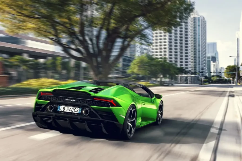 rent a Lamborghini Evo Spyder in Dubai