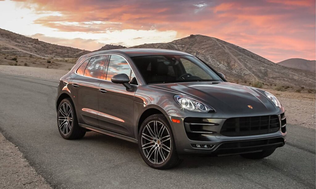 Porsche Cayenne rental