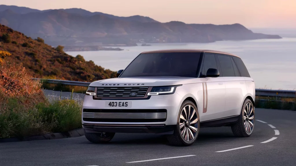 Rent Range Rover in Dubai