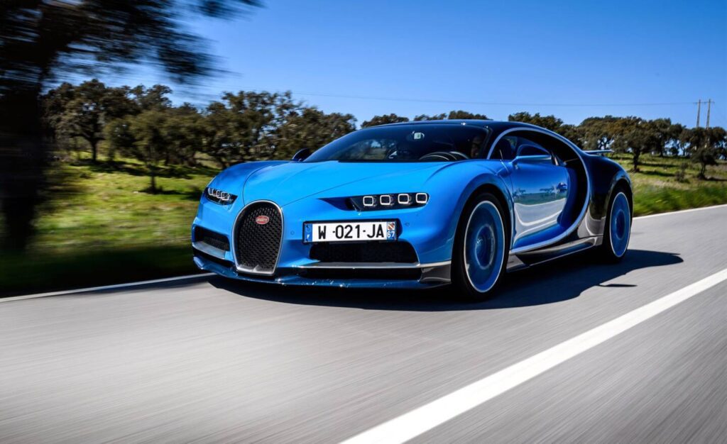Car Rental Service in Dubai bugatti rent in dubai