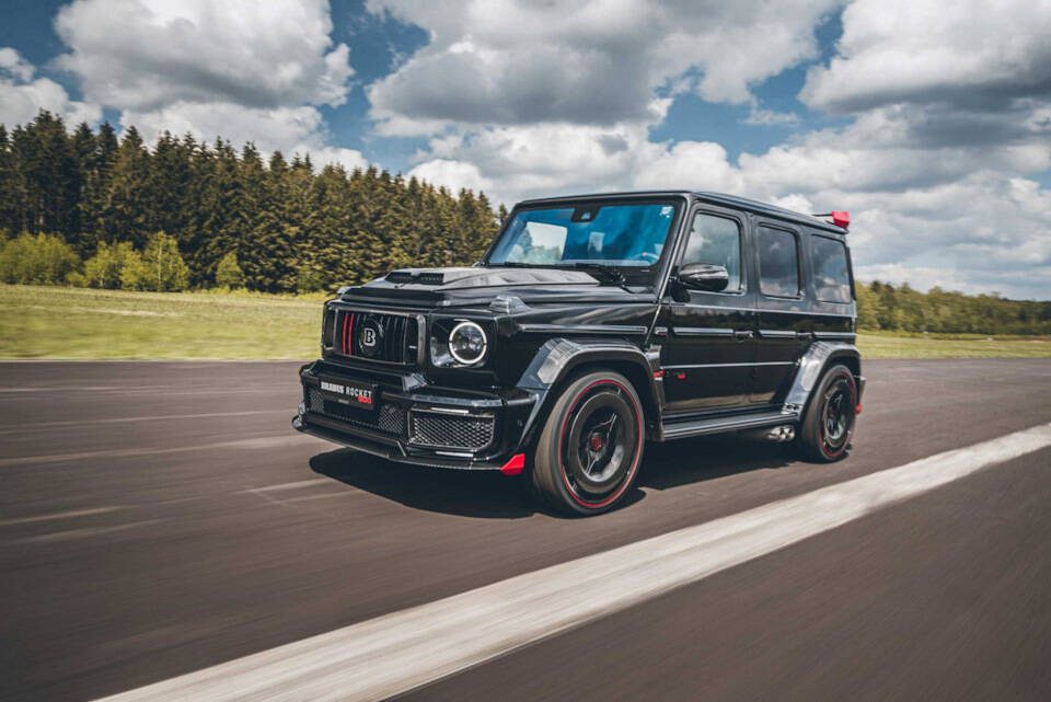 mercedes brabus g900 rent in dubai