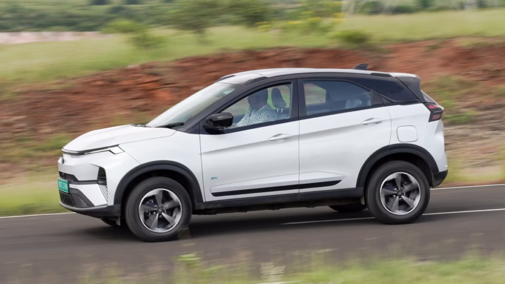 Car Rental Service in Dubai Tata Avinya